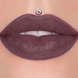 New Jeffree Star Cream Velvet Trap Lipstick Mouse Trap
